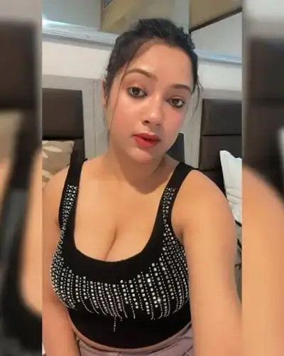 Call Girls Service Charni Road